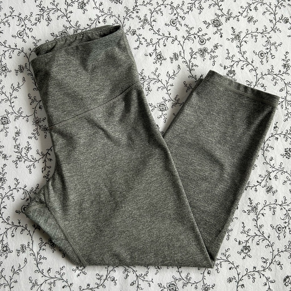 Old Navy Active Cropped Leggings
